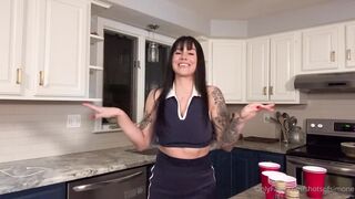 Simone ASMR Fuck The Bar Tender