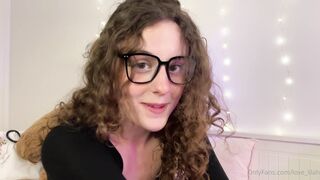 LoveLilah Your Girlfriend Helps You Sleep Better POV Roleplay