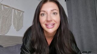 Tattooed Temptress Mesmerize Mommy