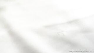 Devil Khloe Thick Busty Colombian Girl Wakes You Up