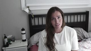 Yogabella Mommy Shows Her Love