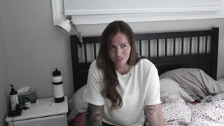 Yogabella Mommy Shows Her Love