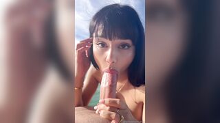 Hannah Jo Blowjob At The Sea