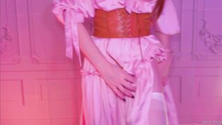 Lanabeexo Succubus Barmaid Fucks And Sucks And Gets Creampied By A Paladin Traveler