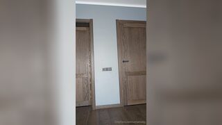 Samanta Lily Sexy Stepmom Catches You Watching Porn