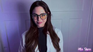 Ellie Skyes - UNPROFESSIONAL