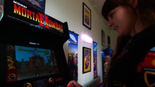 Sydney Harwin Helping Your StepSister Over A Breakup