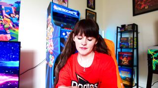 Sydney Harwin Helping Your StepSister Over A Breakup