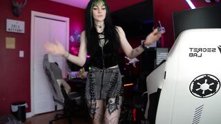 Prettyinpunk92 The Babysitter Is Disgusted By You