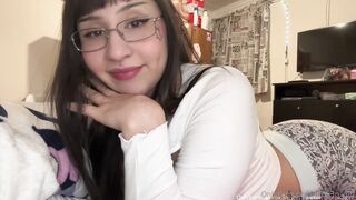 Brok3n Girl Spanish JOI Cum In My Mouth