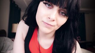 Ellie Idol Supportive Girlfriend Reminds You With Sex That Life Is Good
